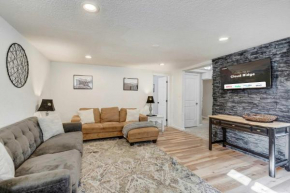 Cloud Ridge Cozy Suite w Fire Pit & Game Area